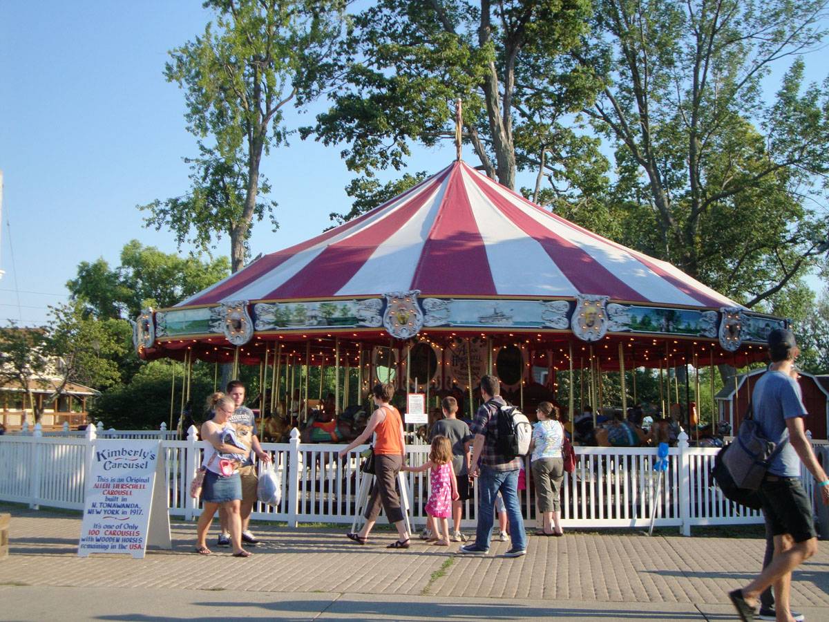 kimberlys kids carousel