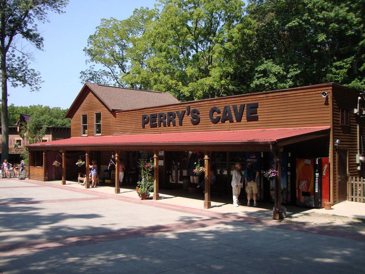 Perry’s Cave and Family Fun Center, Put in Bay Ohio PIB Cave