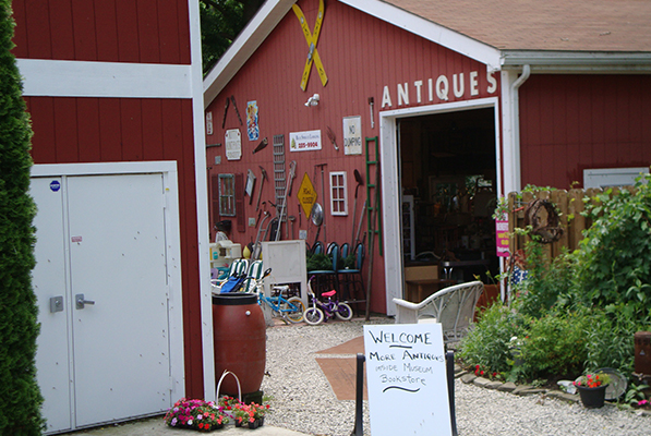 Put-in-Bay LEIHS Resale Shop