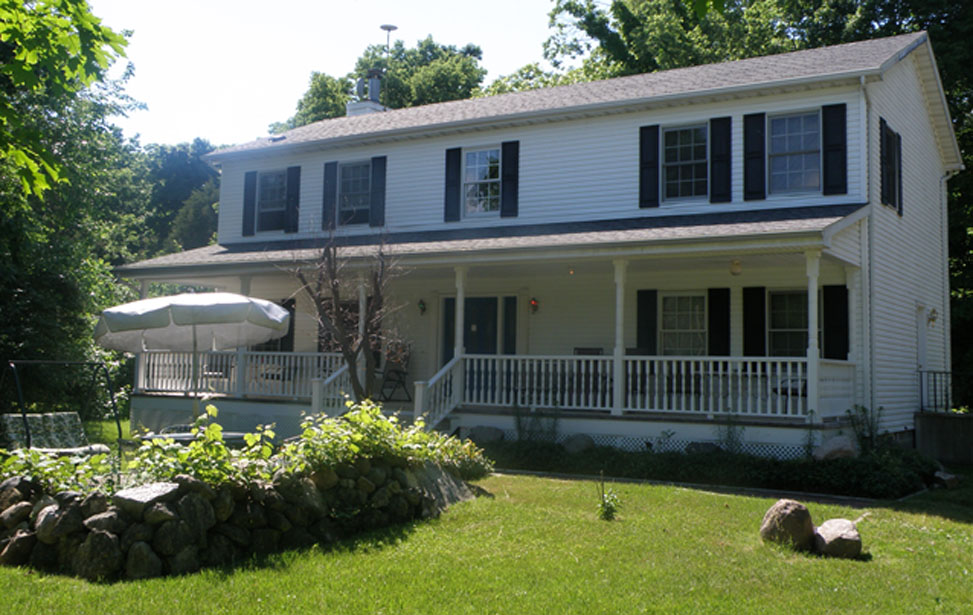 Arbor Inn Bed And Breakfast Put In Bay | Put In Bay B & B's